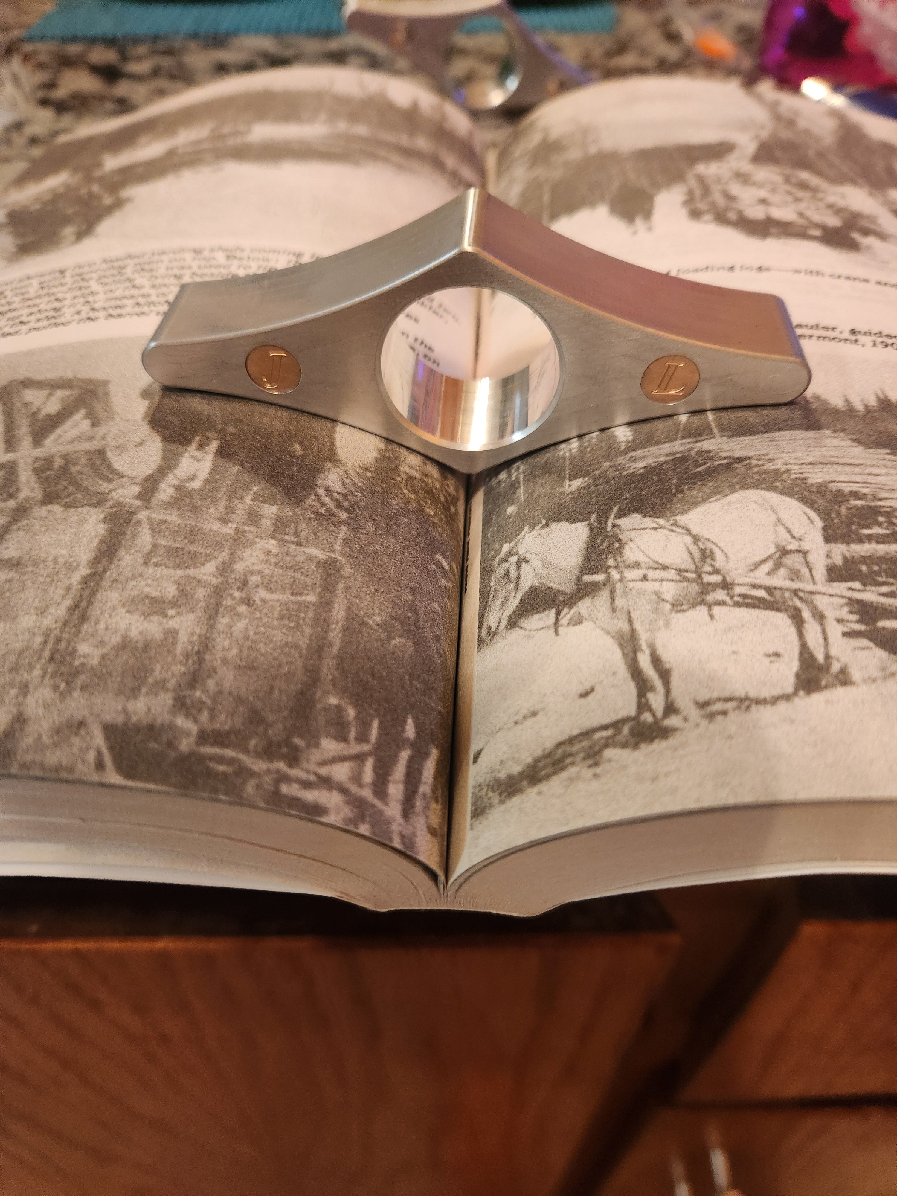 CNC machined page holder